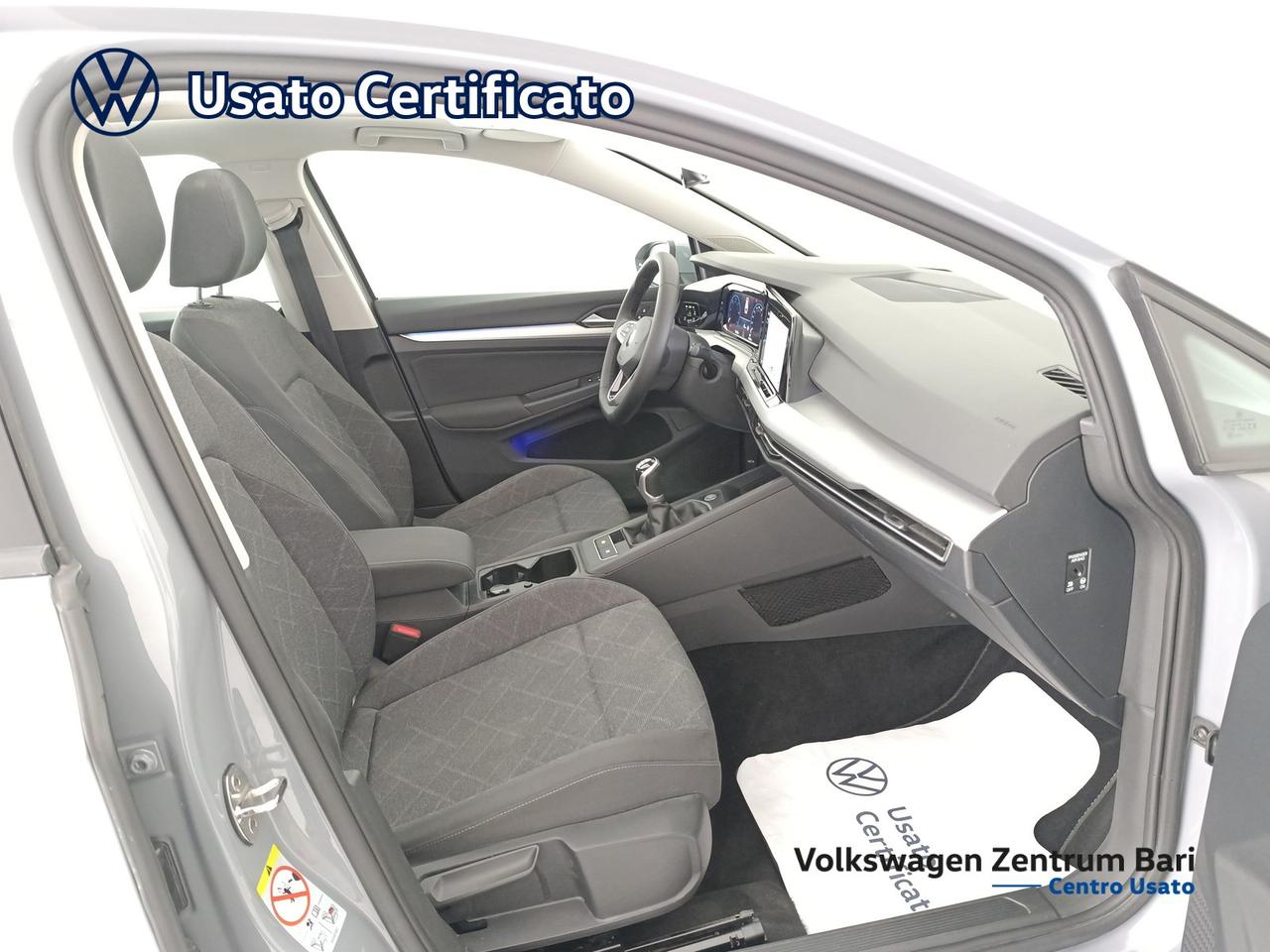 Volkswagen Golf variant 2.0 tdi life 115cv