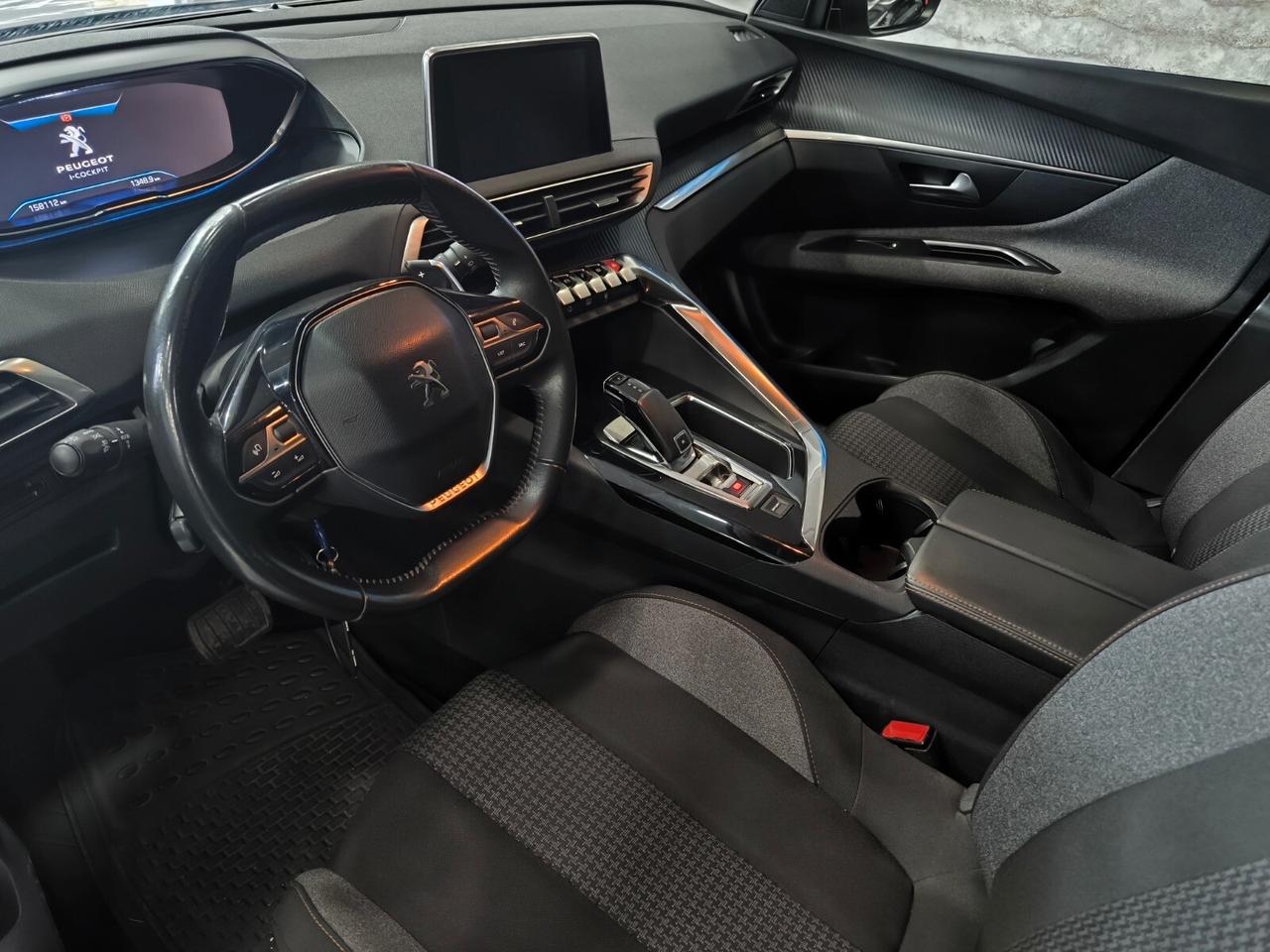 Peugeot 3008 BlueHDi 130 S&S EAT8 Business