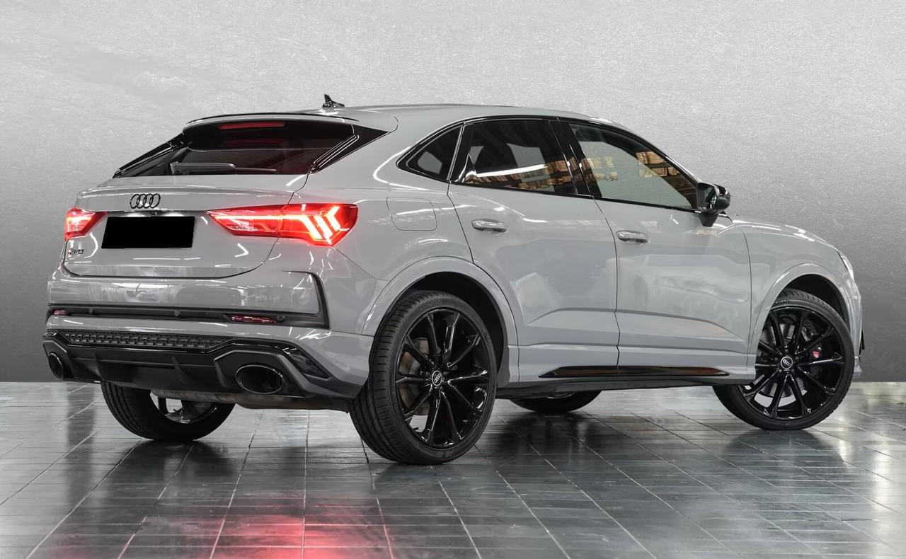 Audi RS Q3 RSQ3 SPORTBACK SEDILI B&O TELECAMERA CERCHI 21" MATRIX