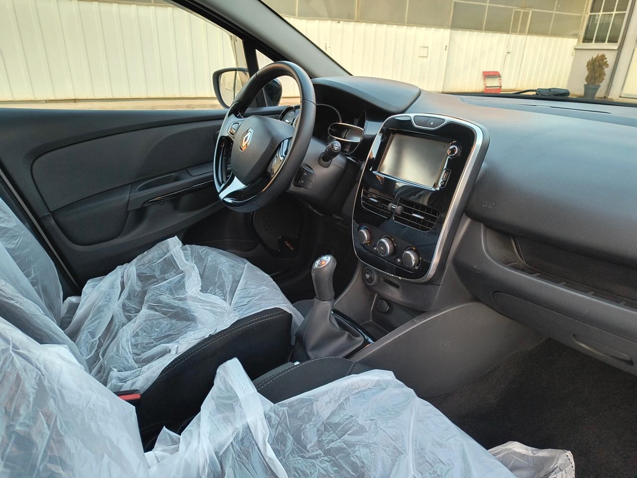 Renault Clio Sporter 1.5 dCi 8V 75CV Costume National