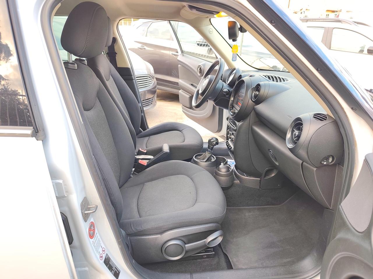 Mini Countryman CAMBIO AUTOMATICO 1.6 BENZINA