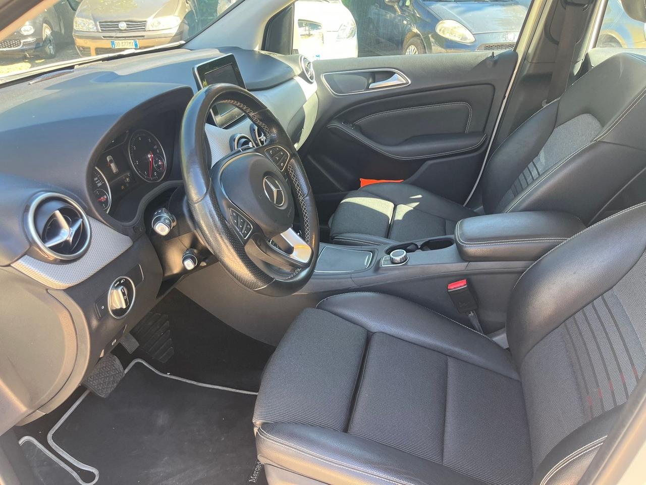 Mercedes-benz B 200 d Automatic Premium