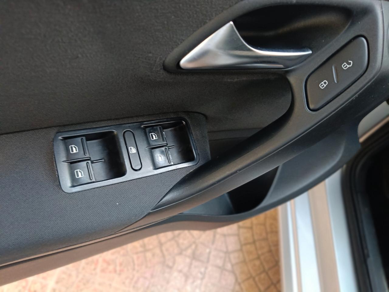 VOLKSWAGEN POLO 1.2 TDI-NEOPATENTATI-Euro 6490-