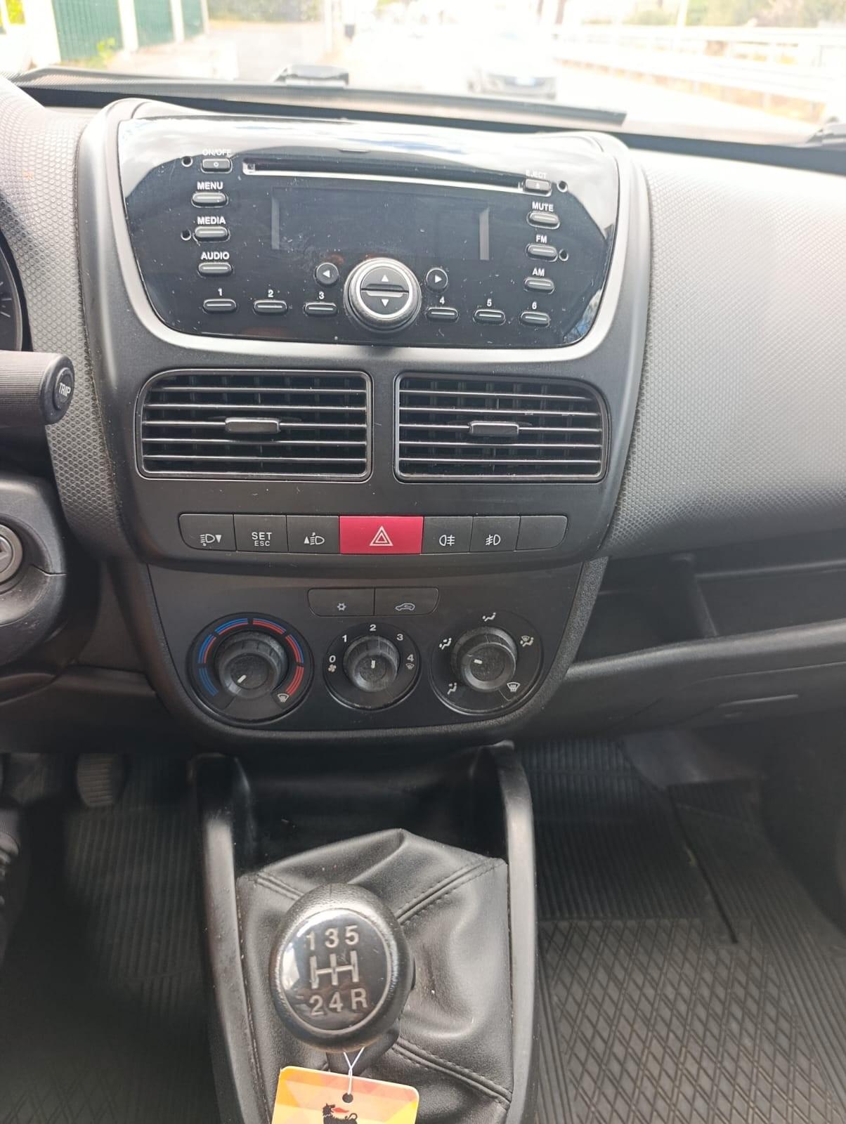Fiat Doblo 1.3 mtj 2011
