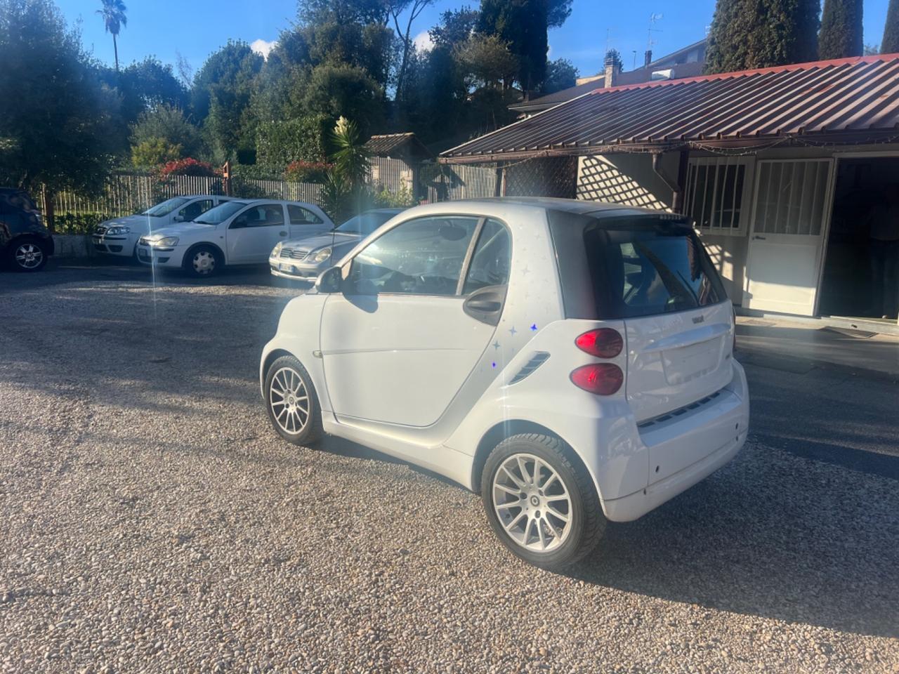 Smart ForTwo 1000 52 kW MHD coupé passion