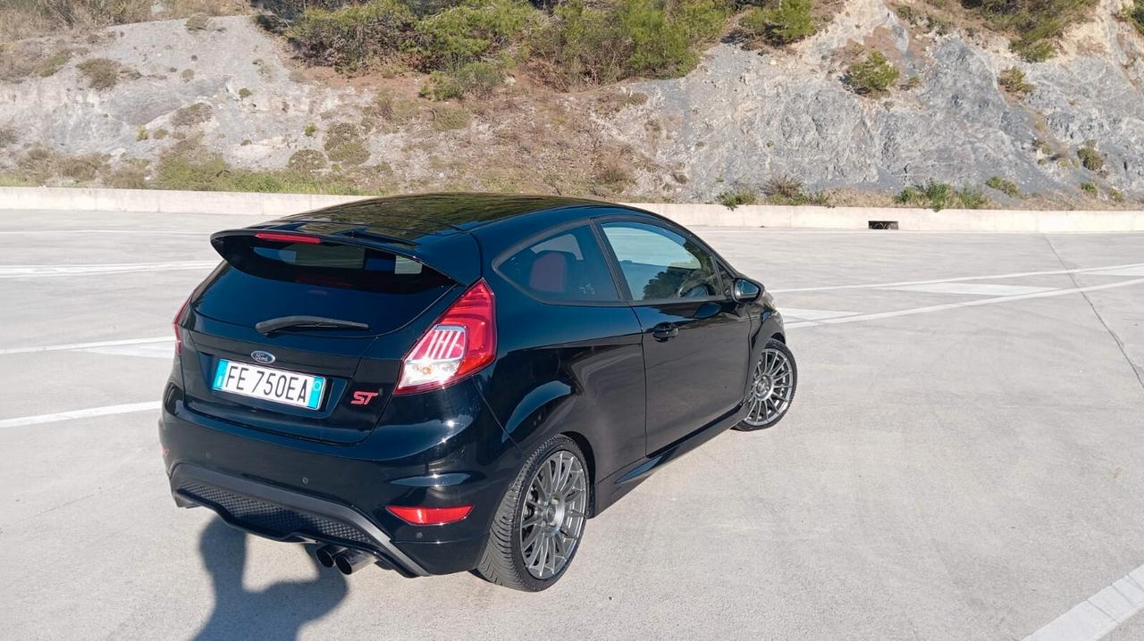 Ford Fiesta 1.6 182 CV 5 porte ST-Cerchi Oz-Scarico Sportivo