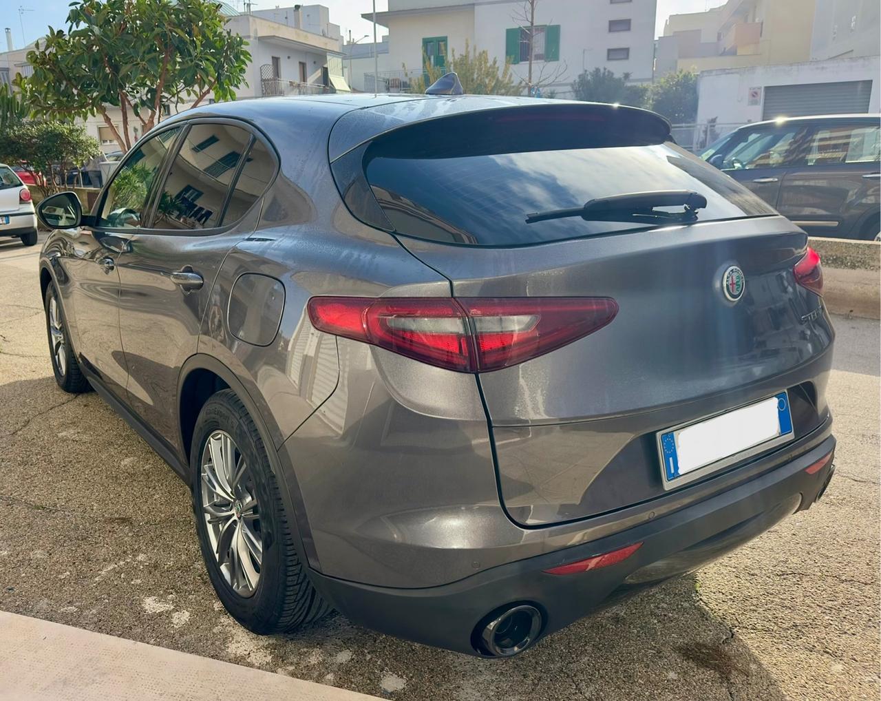 Alfa Romeo Stelvio 2.2 Turbodiesel 160 CV AT8 RWD Business