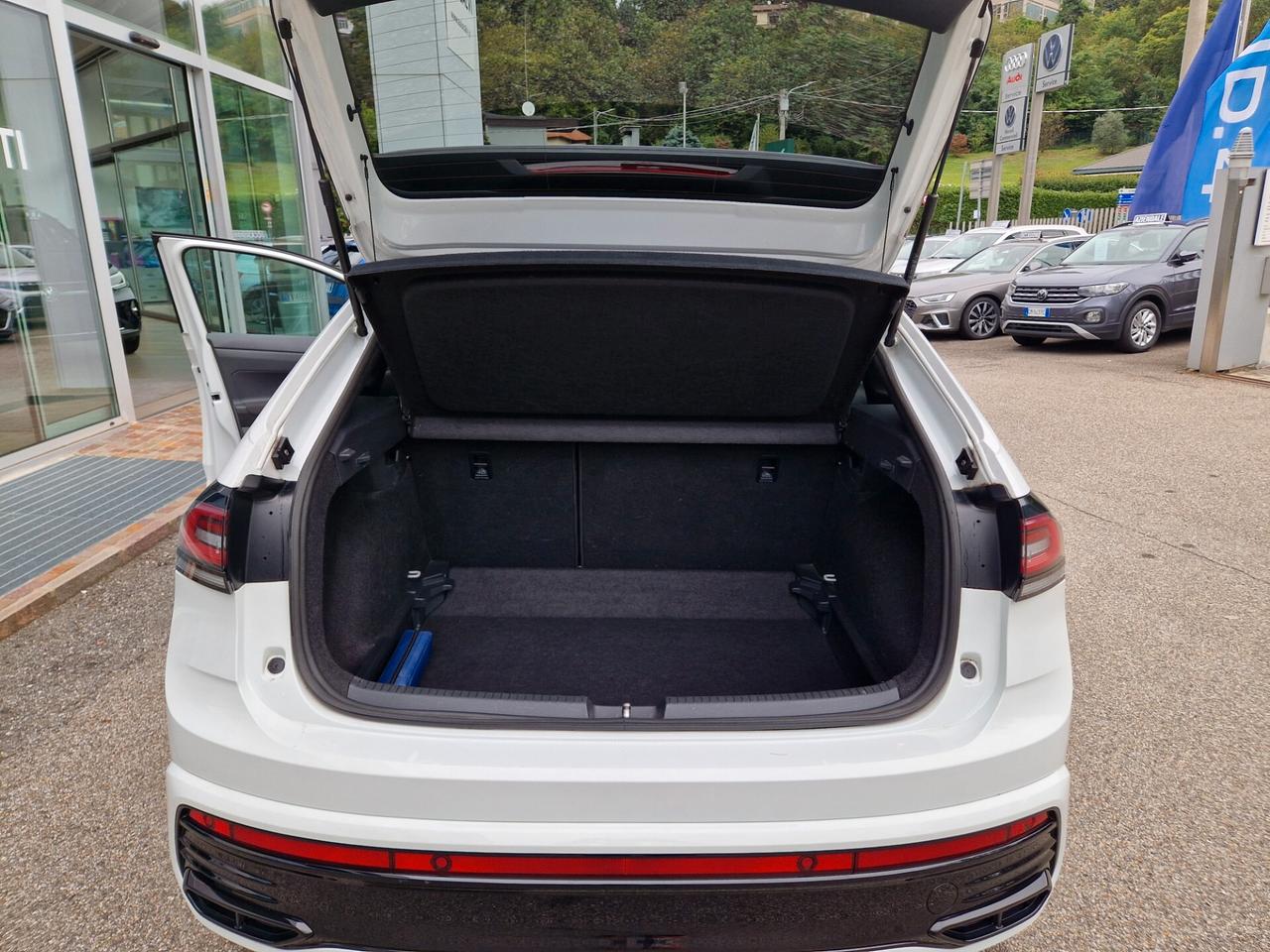 Volkswagen Taigo 1.0 TSI 110 CV R-Line