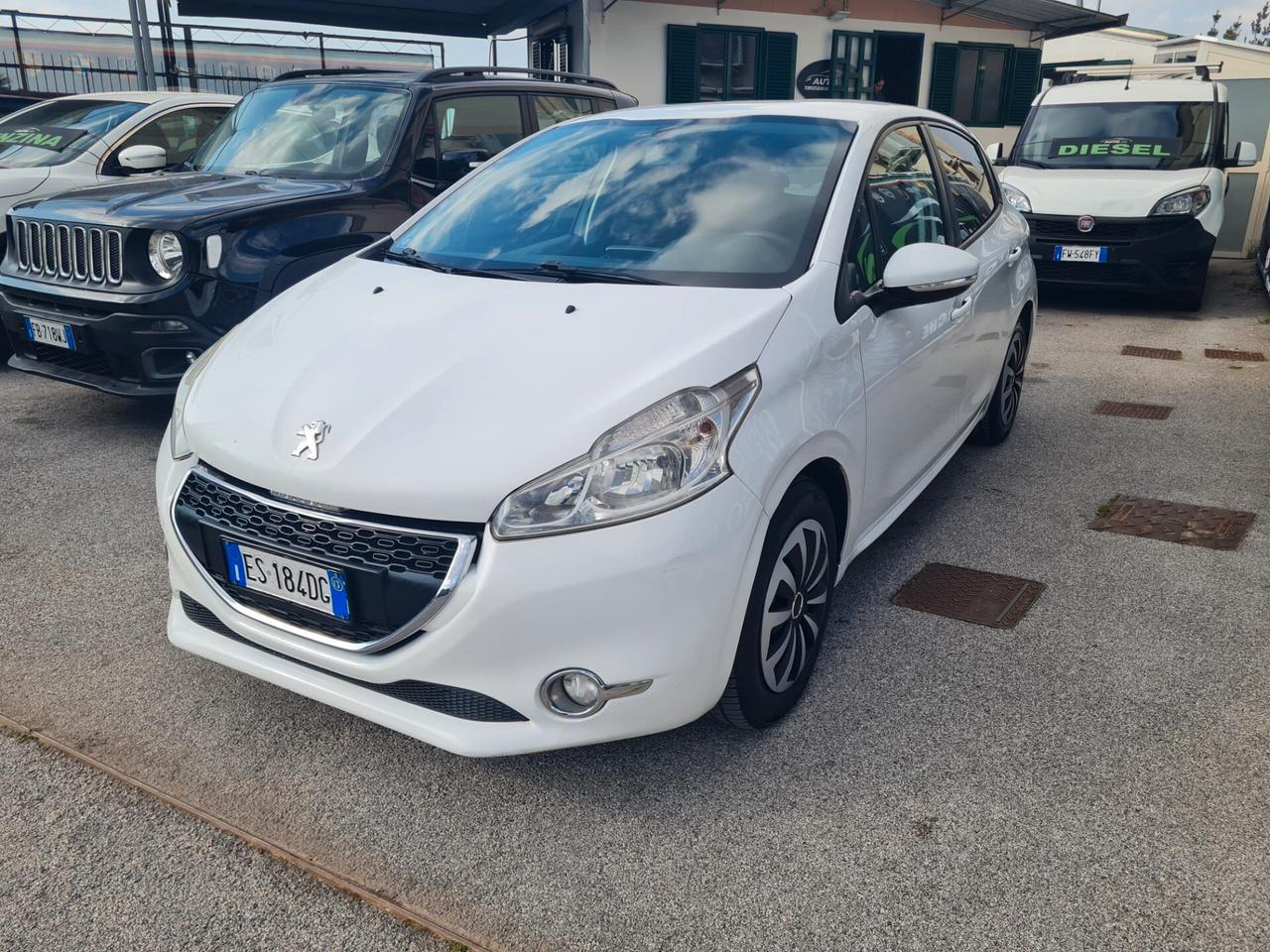 Peugeot 208 1.2 Gpl VTi 82 CV 5 porte