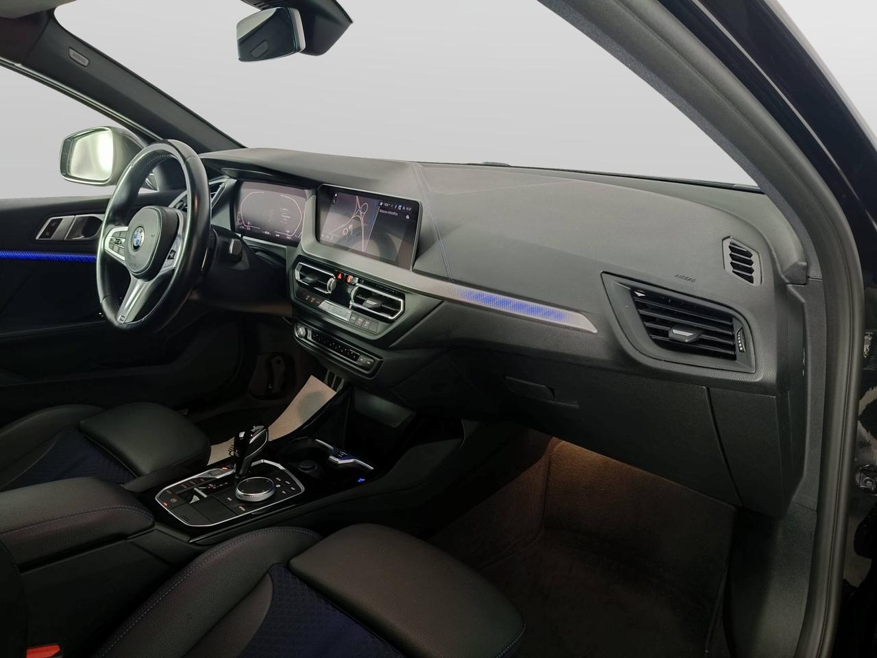 BMW Serie 1 F40 - 118d Msport auto