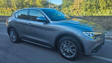 Alfa Romeo Stelvio 2.2 Turbodiesel 160 CV AT8 RWD