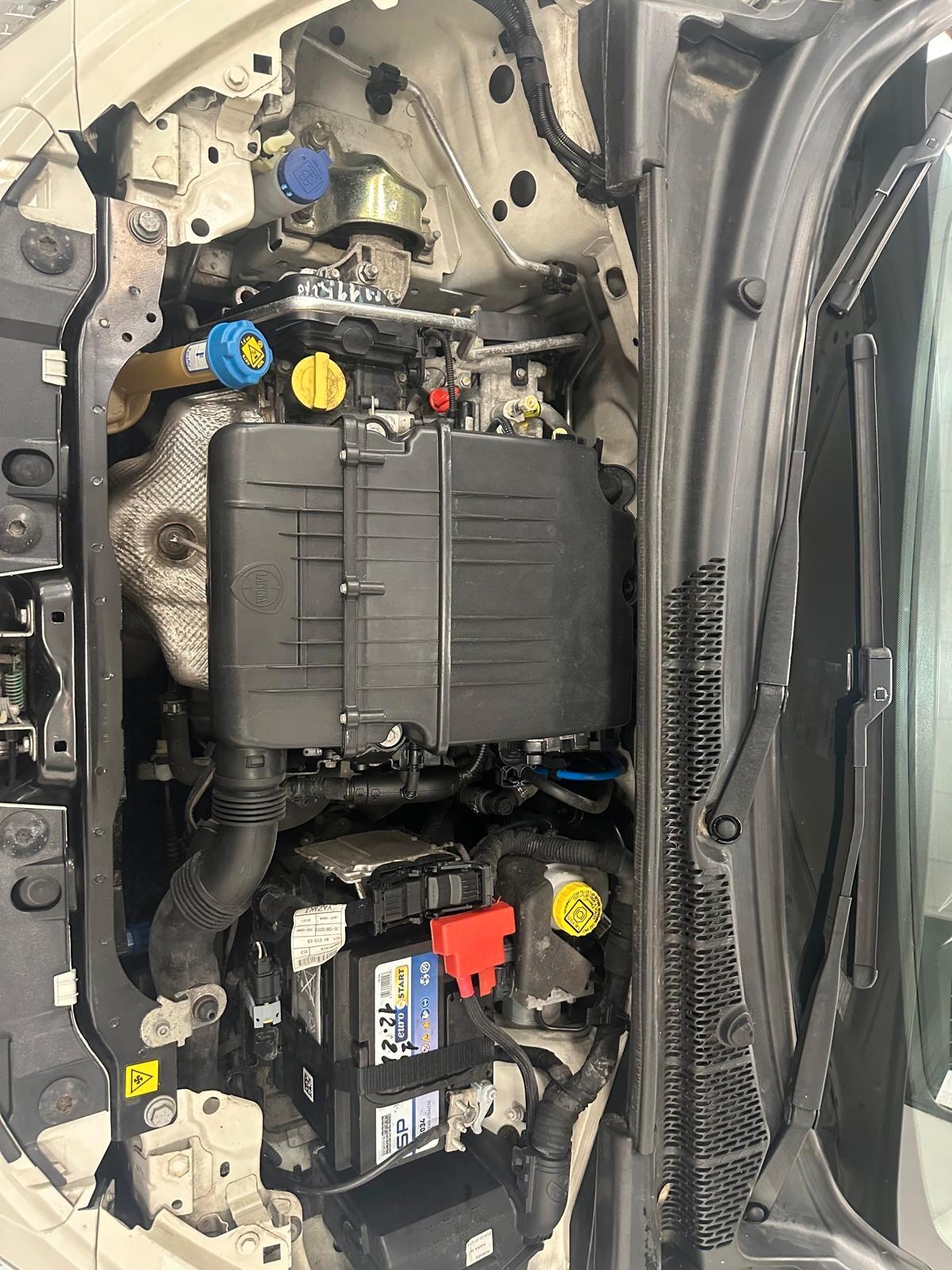 Lancia Ypsilon 1.2 69 CV 5 porte Platinum