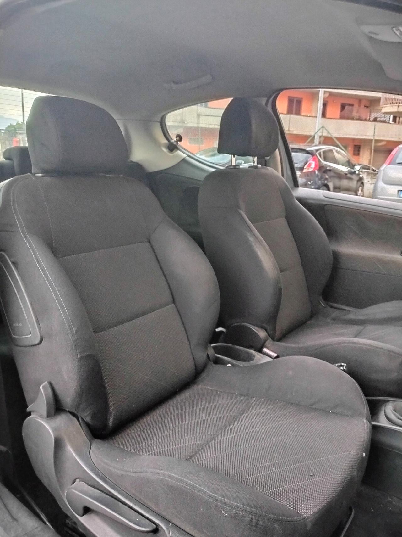 Peugeot 207 1.6 HDi 110CV 3p. XSI