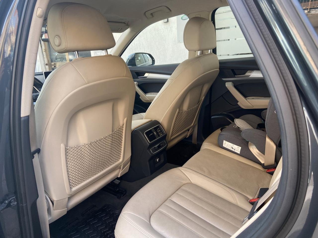 Audi Q5 2.0 TDI quattro S tronic Business
