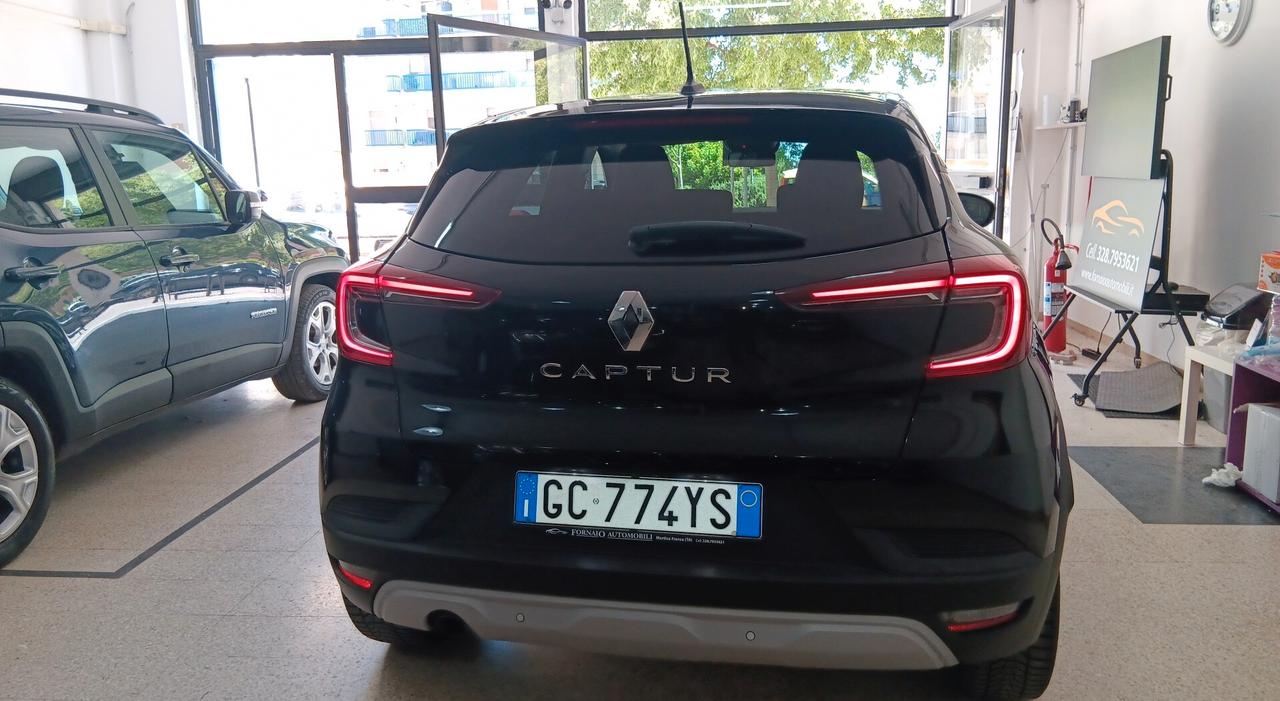 Renault Captur Blue dCi 115 CV EDC Business