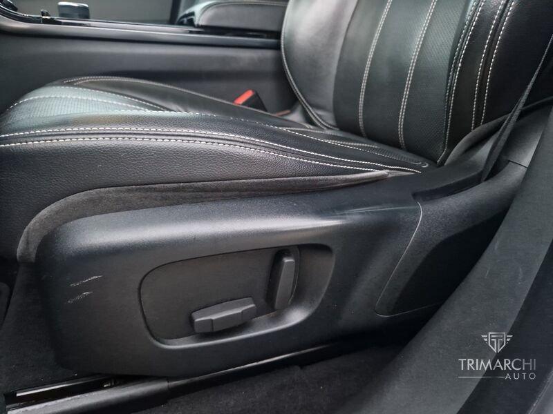 Land Rover Range Rover Velar Range Rover Velar 2.0D I4 240 CV SE