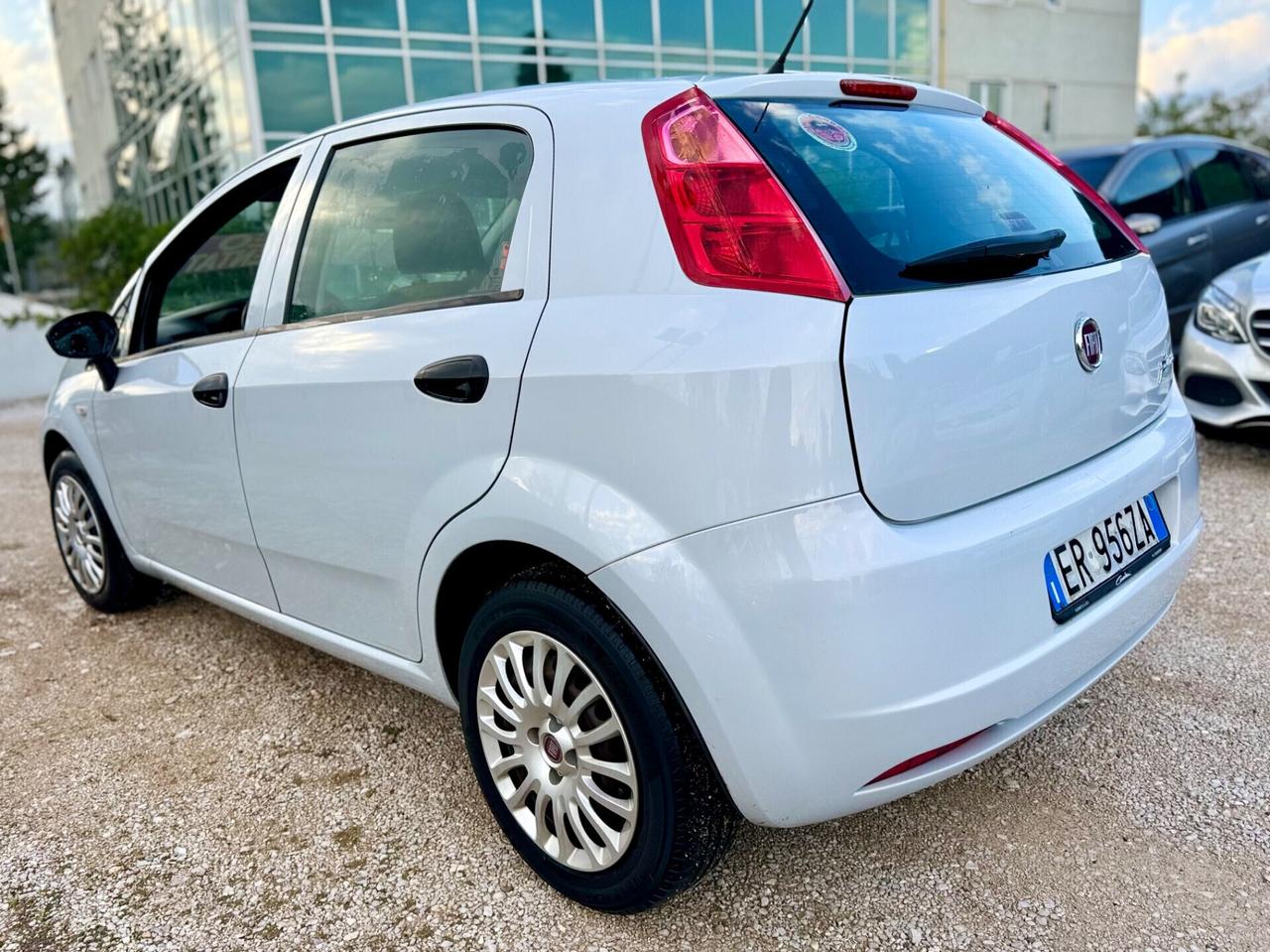 Grande Punto 1.2 Benzina 2013 Neopatentati 95.000km