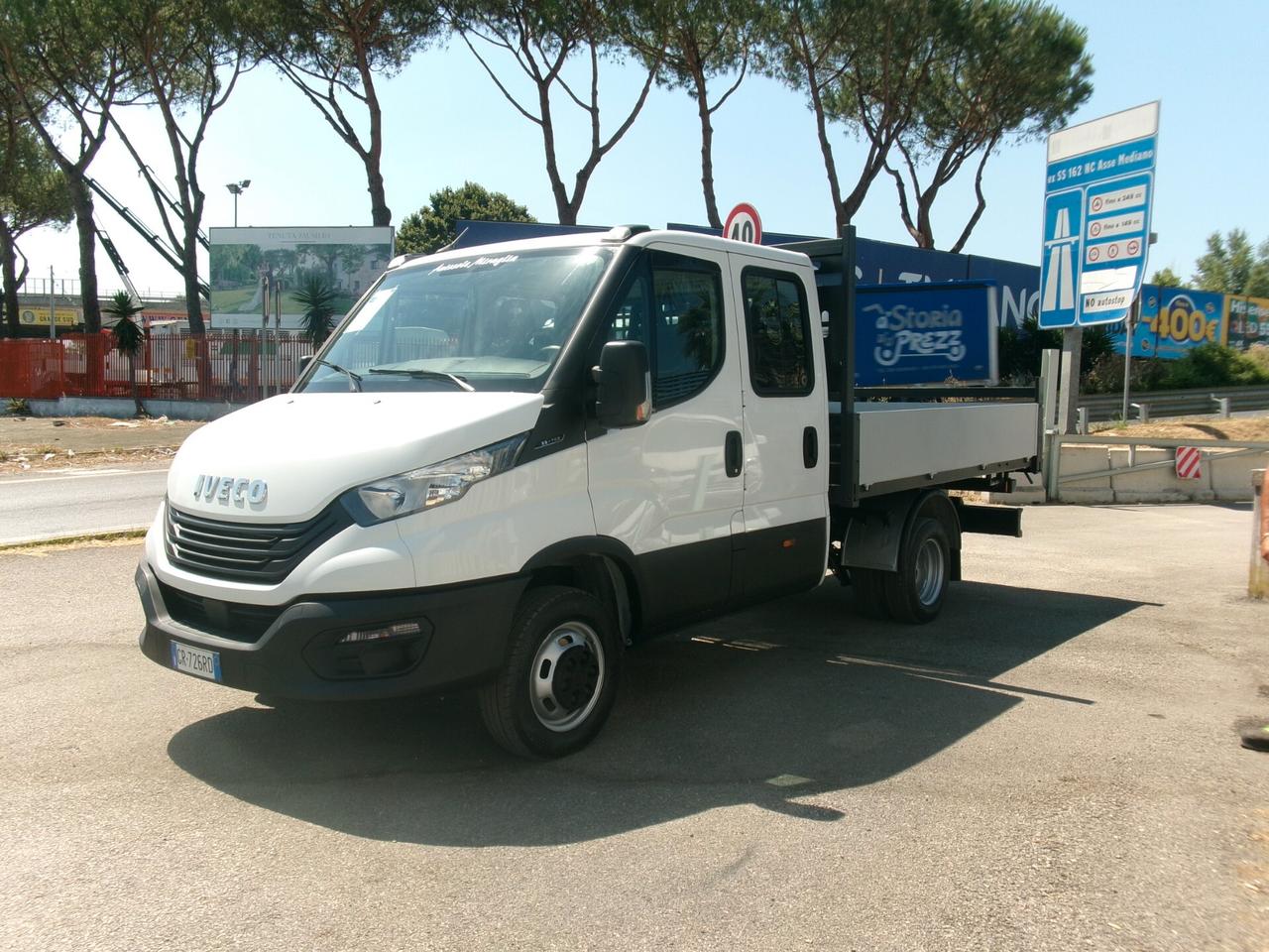 Iveco Daily 35C14 2.3 140CV E6D DOPPIA CABINA 7POSTI RIBALTABILE **32000 KM**