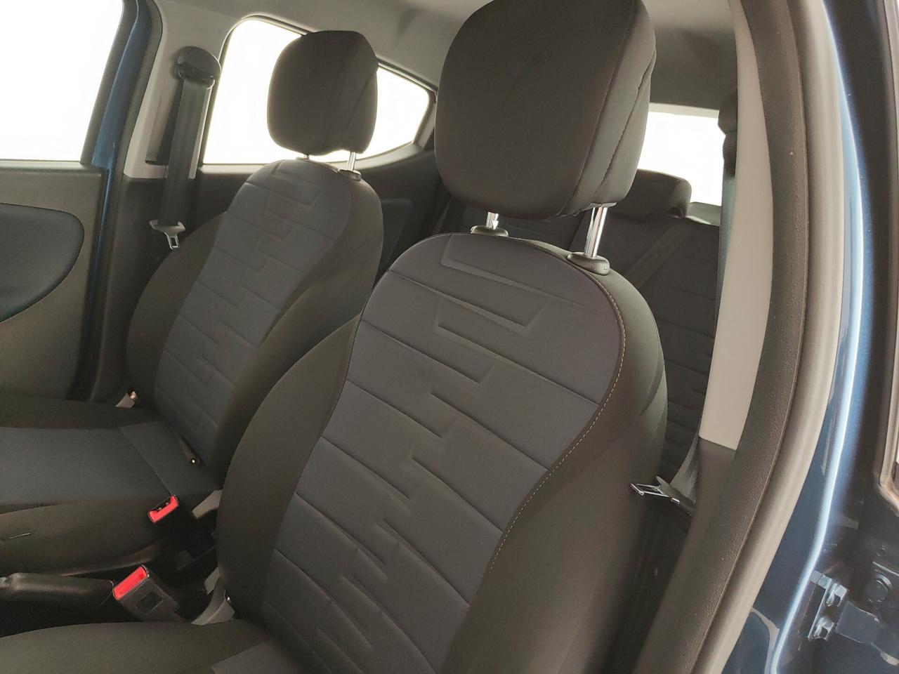 Lancia Ypsilon 1.0 FireFly 5 porte S&S Hybrid Platino