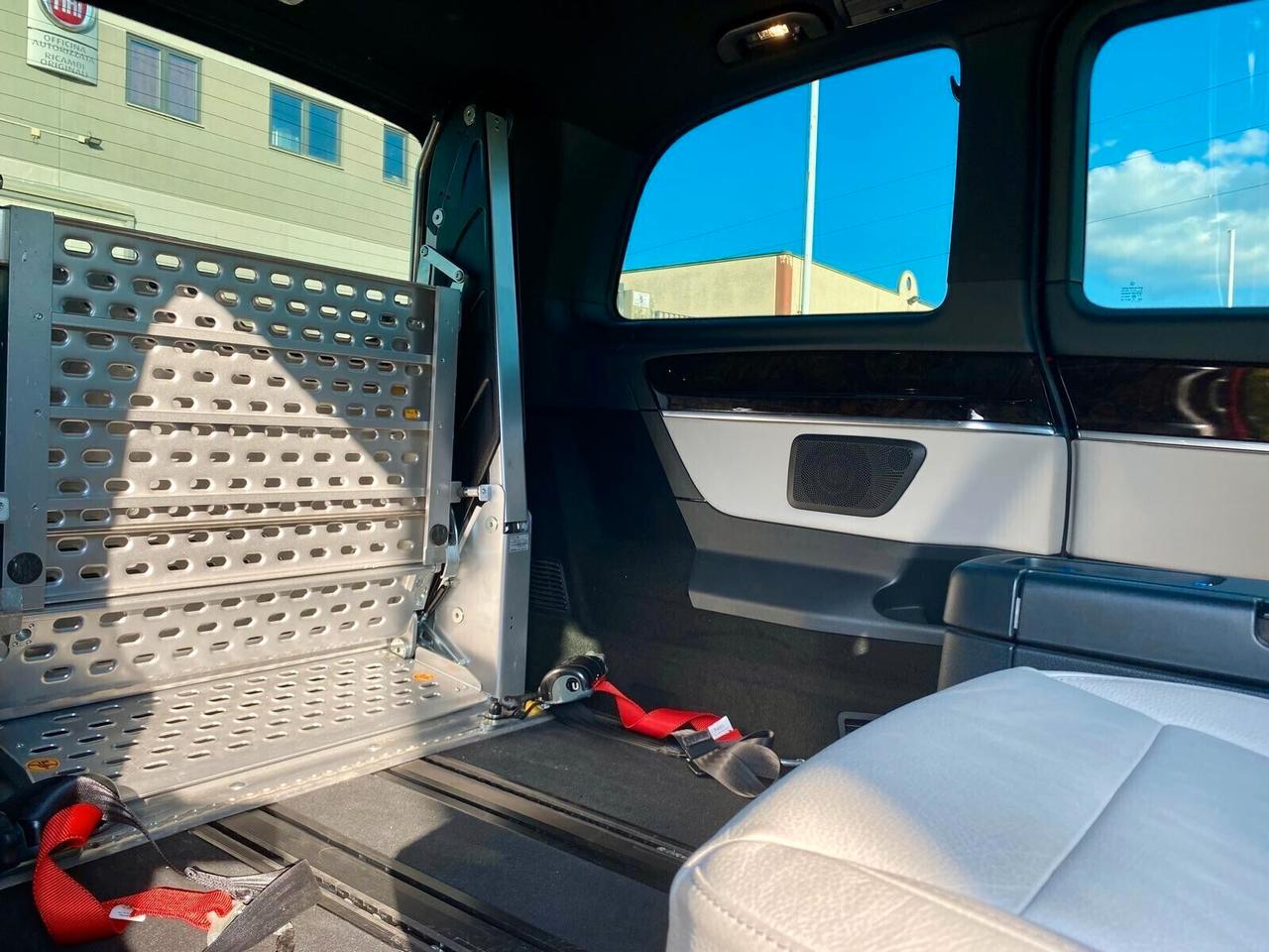 Mercedes V 200 d 136 CV allestimento disabili
