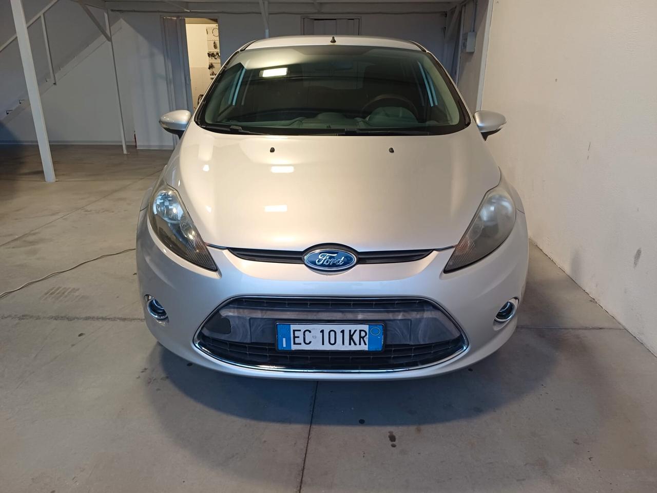 Ford Fiesta 1.6 TDCi 95CV 5 porte Titanium