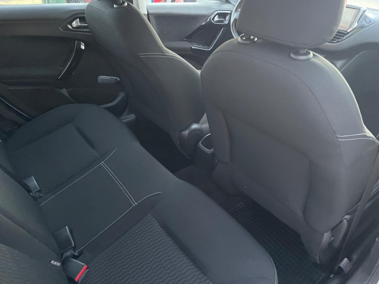 PEUGEOT 208 1.2 BENZINA 82 (CV) 2016