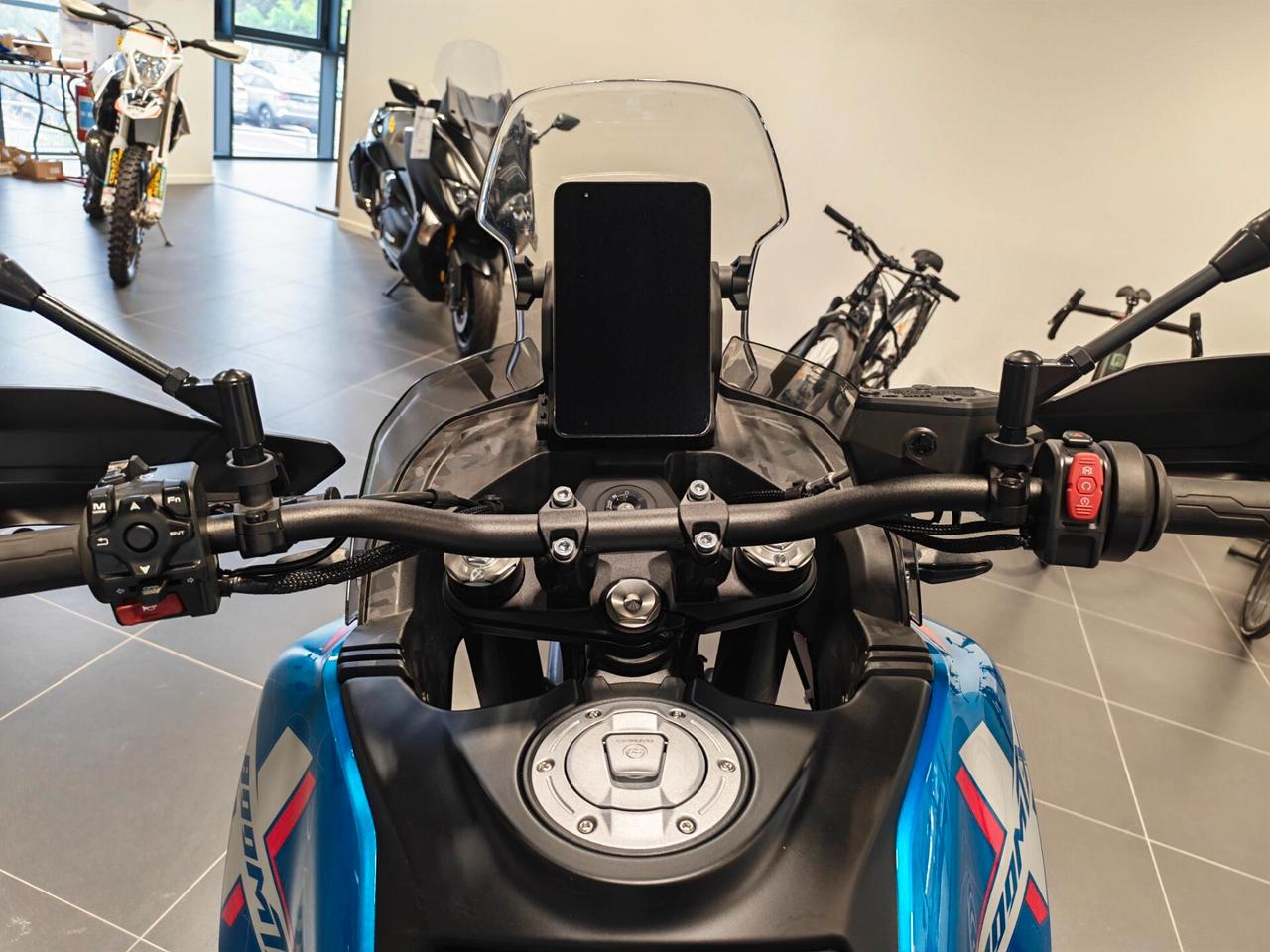 Cf Moto 800MT-X 2025
