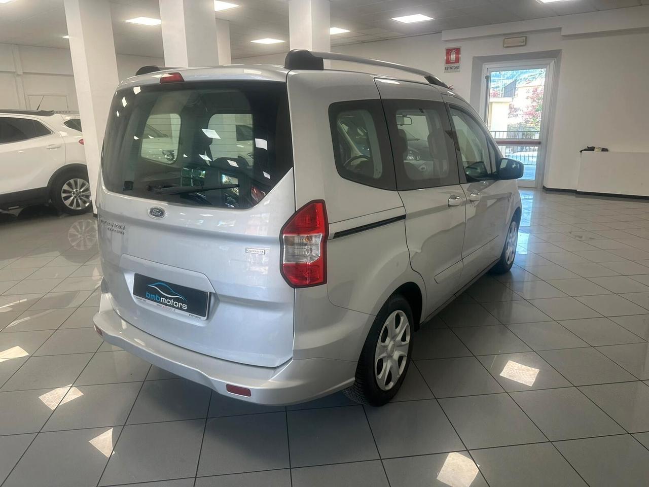 Ford Tourneo Courier 1.0 EcoBoost 100 CV Titanium