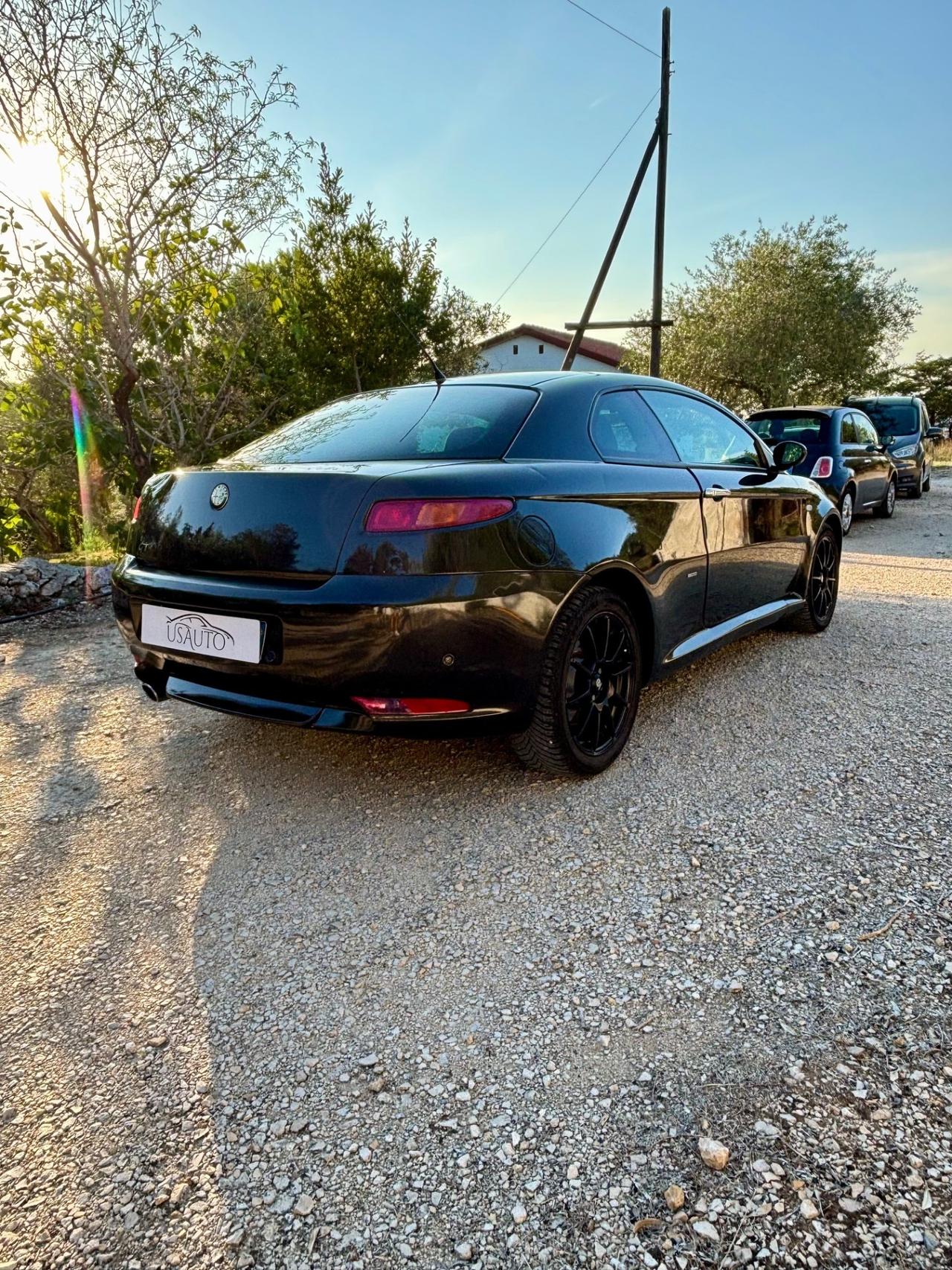 Alfa Romeo GT 1.9 JTDM 16V Progression Black Line