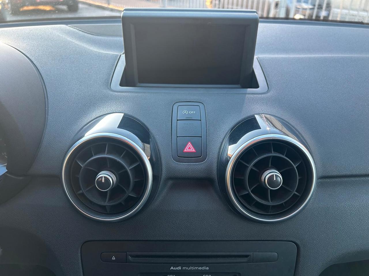 Audi A1 1.6 TDI Attraction