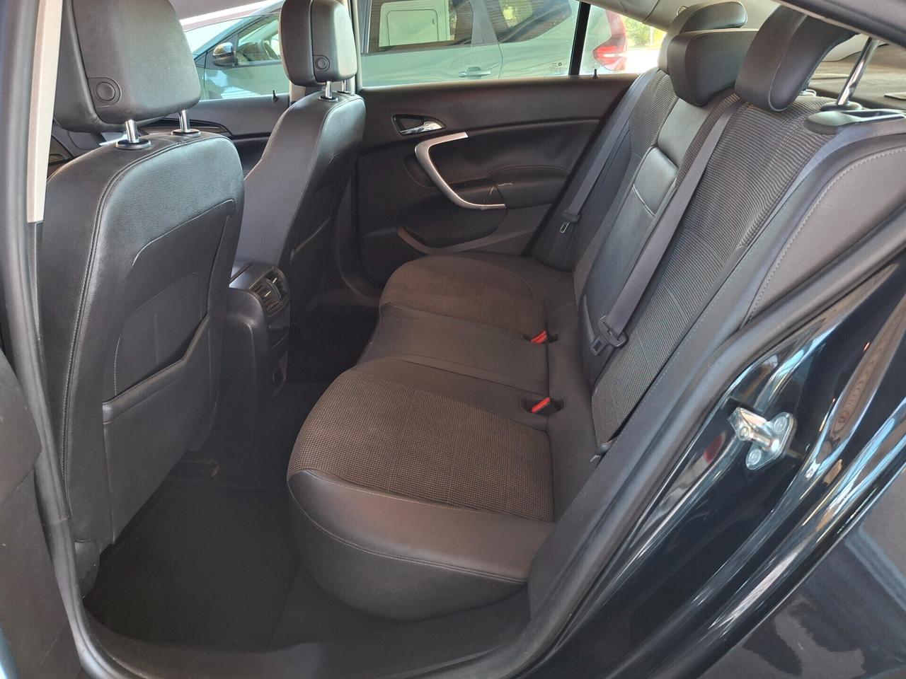 Opel Insignia 2.0 CDTI 160CV.-BERLINA-NAVIGATORE-