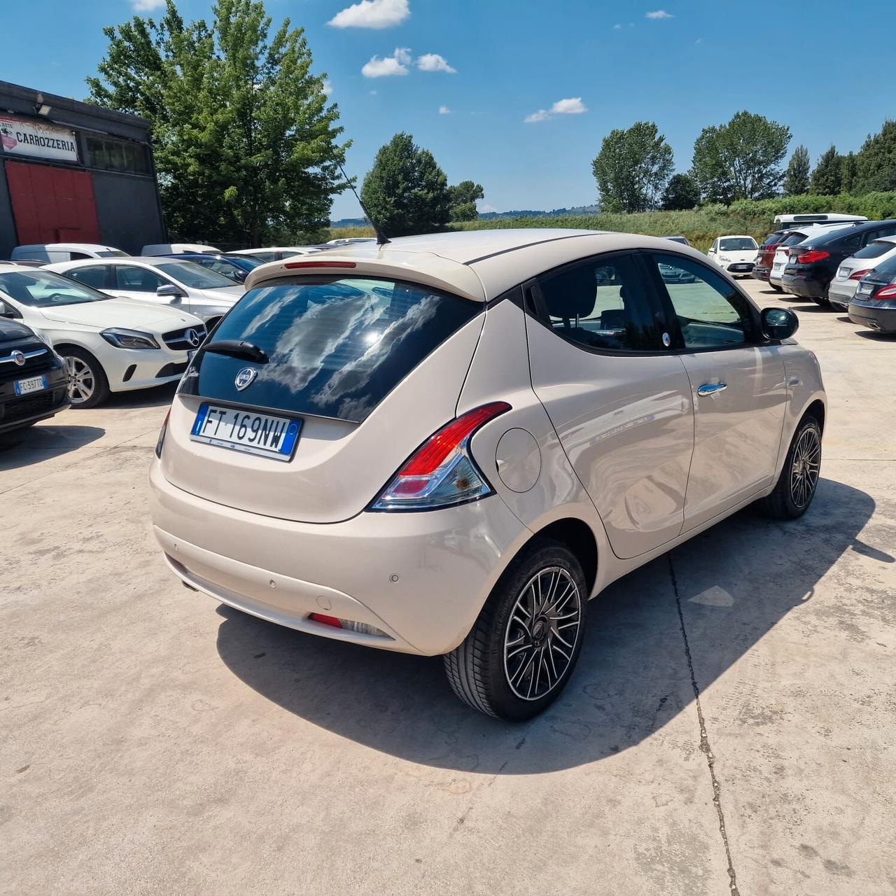 Lancia Ypsilon 1.2 69 CV 5 porte GPL Ecochic Platinum UNICA PROPRIE