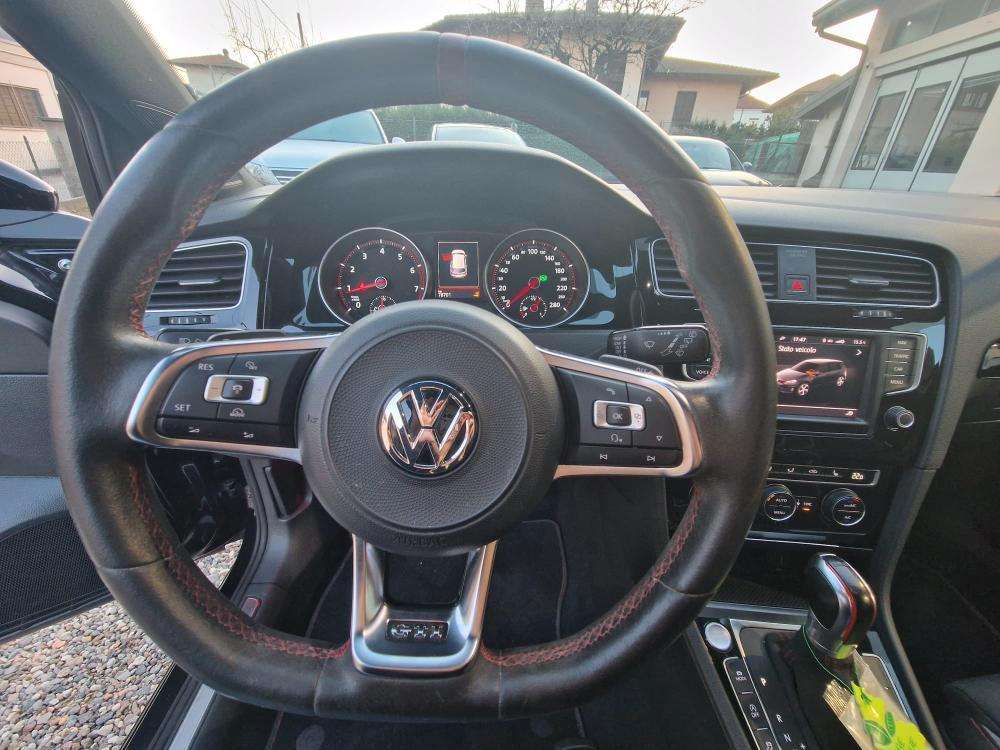 VOLKSWAGEN GOLF 7 GTI CLUB SPORT