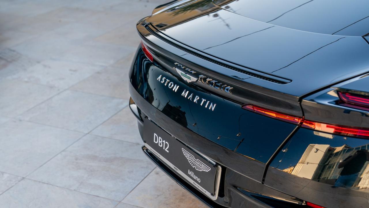 ASTON MARTIN DB12 Coupe 4.0 V8 auto