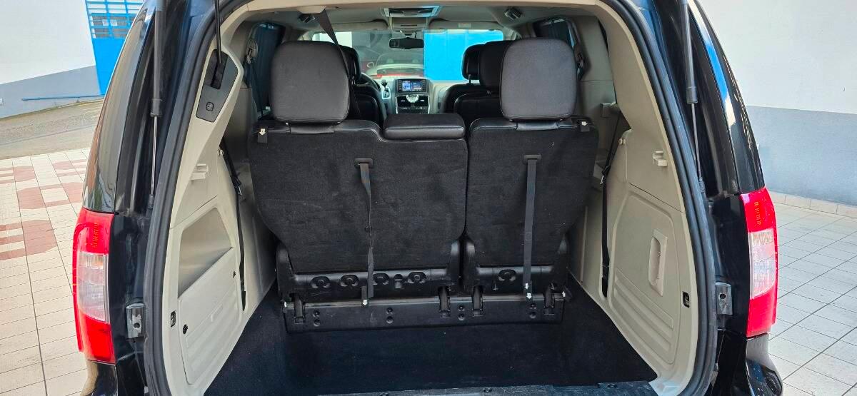 Lancia Voyager 2.8L Platinum 178cv auto *motore nuovo gar full*