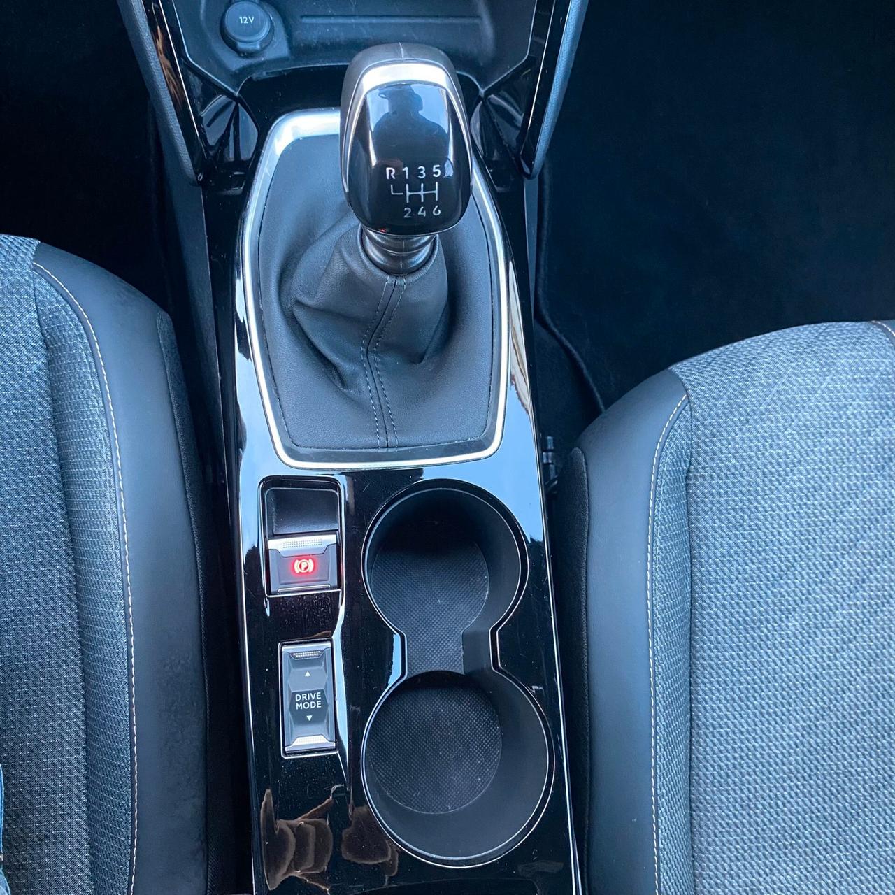 Peugeot 2008 PureTech 100 S&S Allure