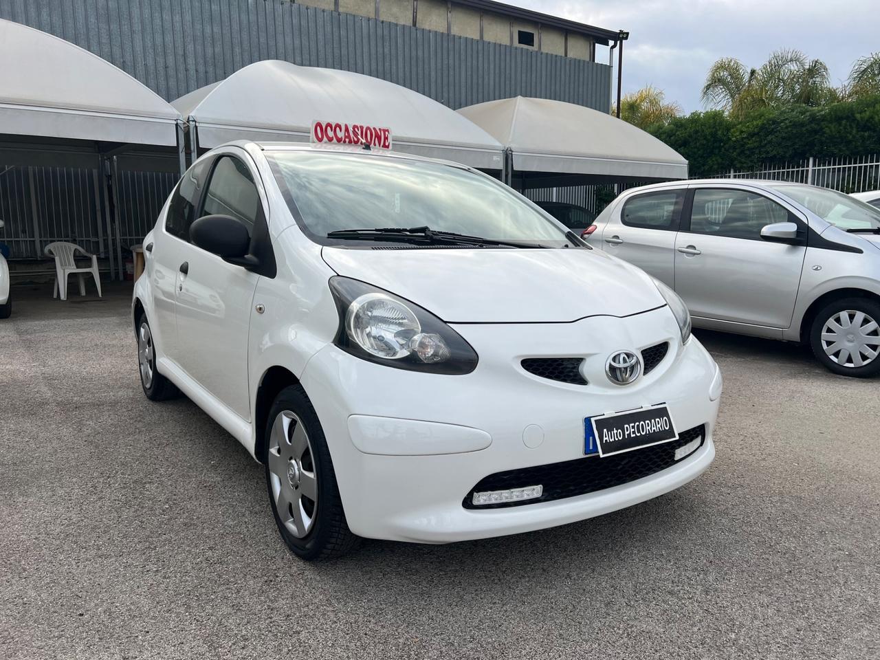 Toyota Aygo 1.0 12V VVT-i 5 porte Active