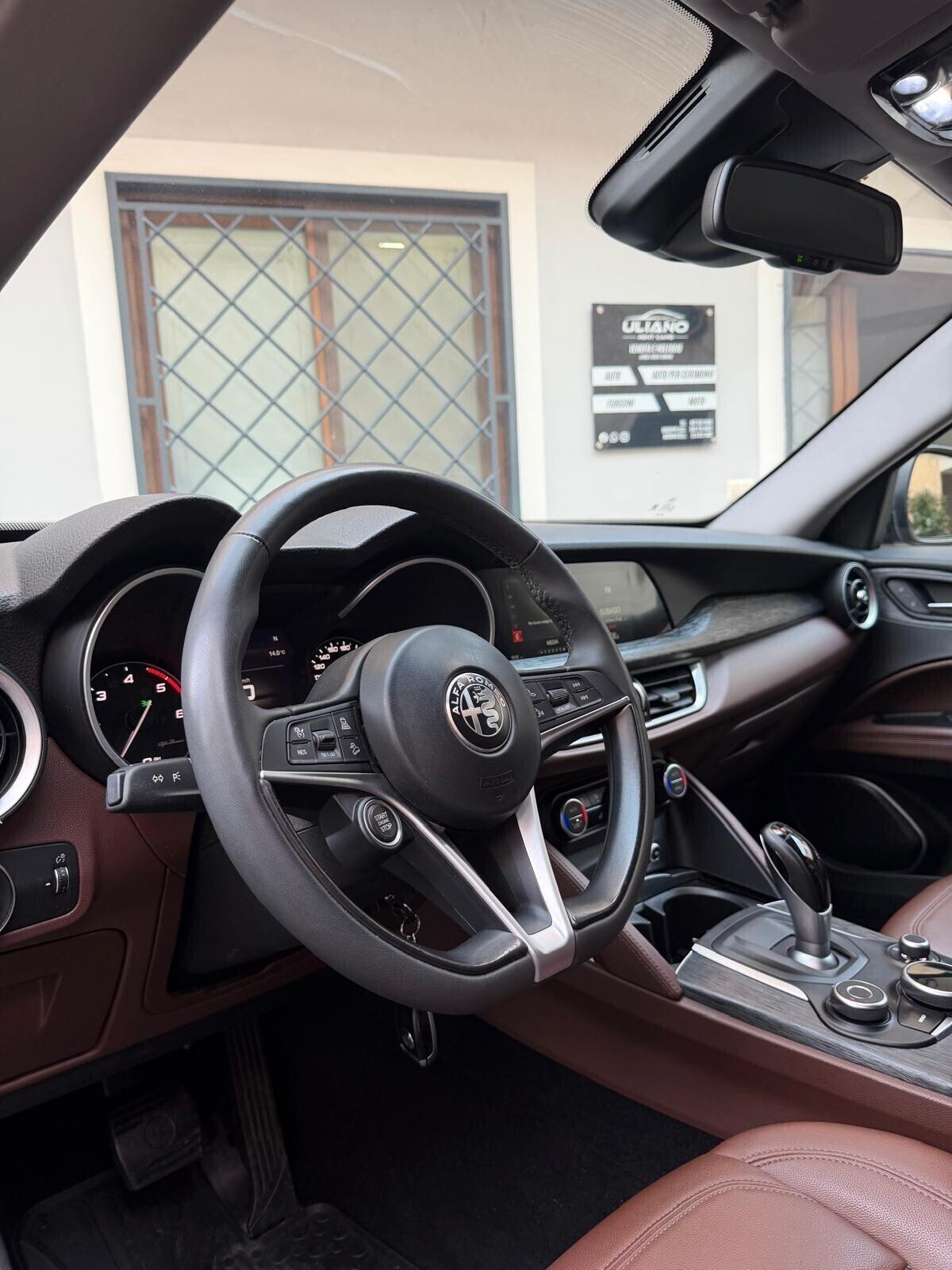 Alfa Romeo Stelvio 2.2 Turbodiesel 190 CV AT8 RWD Executive