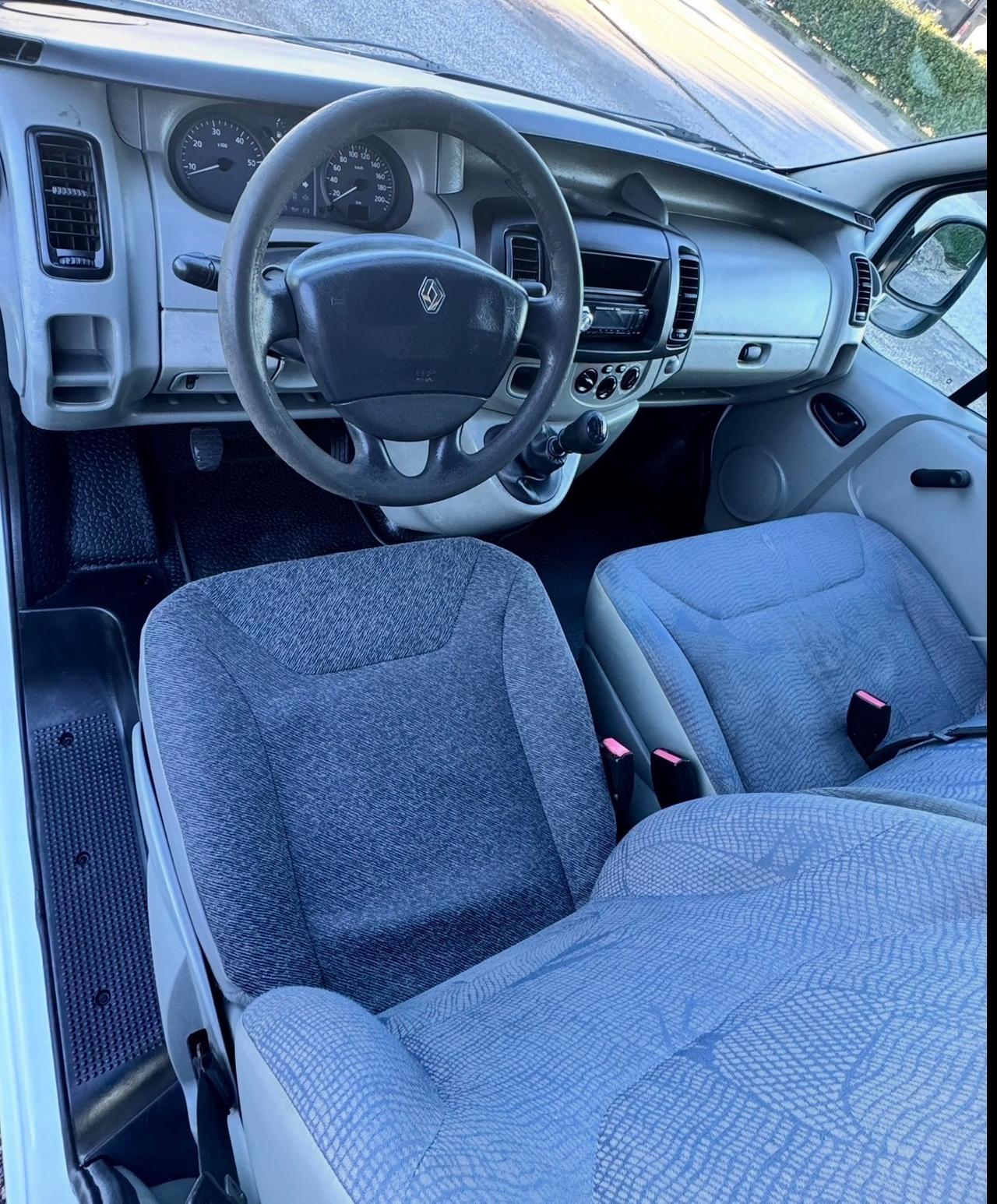 RENAULT TRAFIC 1.9 DTI 100cv FURGONE VAN AUTOCARRO