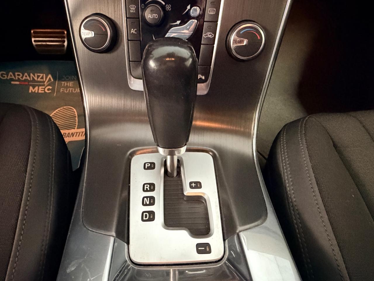 Volvo V60 D3 Geartronic Momentum