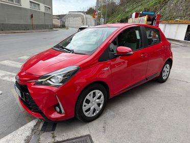 TOYOTA YARIS 1.5 HYBRID AUTOMATICO NEOPATENTATI