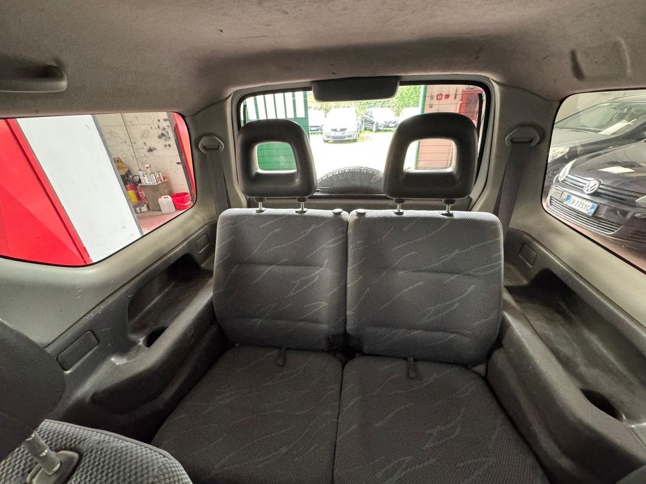 Suzuki Jimny 1.3i 16V cat 4WD JLX SI NEOPATENTATI