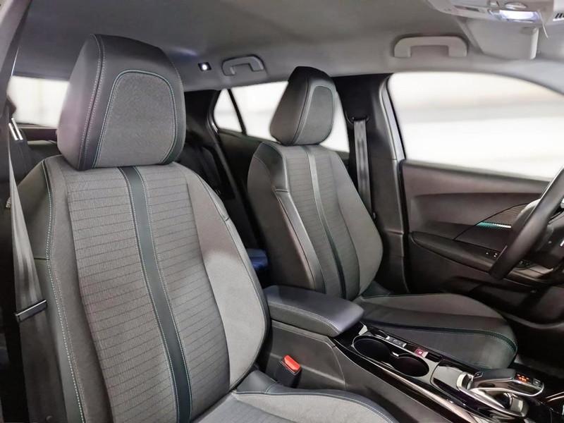 PEUGEOT 2008 BLUEHDI 130 EAT8 ALLURE PACK S/S AUT. CROSSOVER