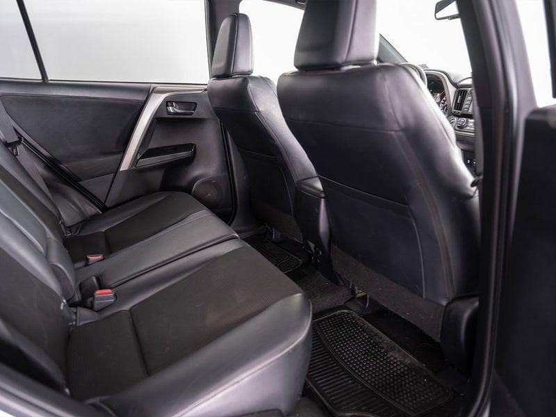 Toyota RAV4 2.0 D-4D 143cv MT Style 2WD