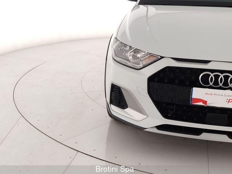 Audi A1 A1 citycarver 30 TFSI S tronic