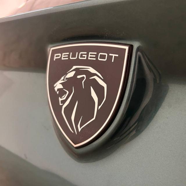 PEUGEOT 308 BlueHDi 130 S&S EAT8 SW Allure Pack