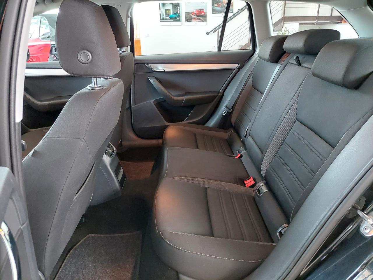 SKODA Octavia 1.6 TDI SCR 115 CV Wagon Ambition - 2019
