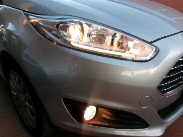 Ford Fiesta 1.5 TDCi 75CV 5 porte Titanium