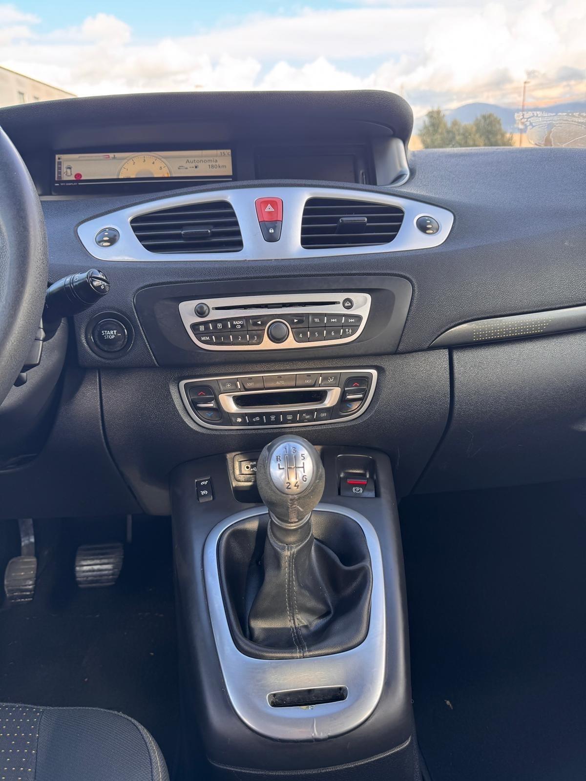 Renault Scénic X-Mod 1.5 dCi 110CV Luxe