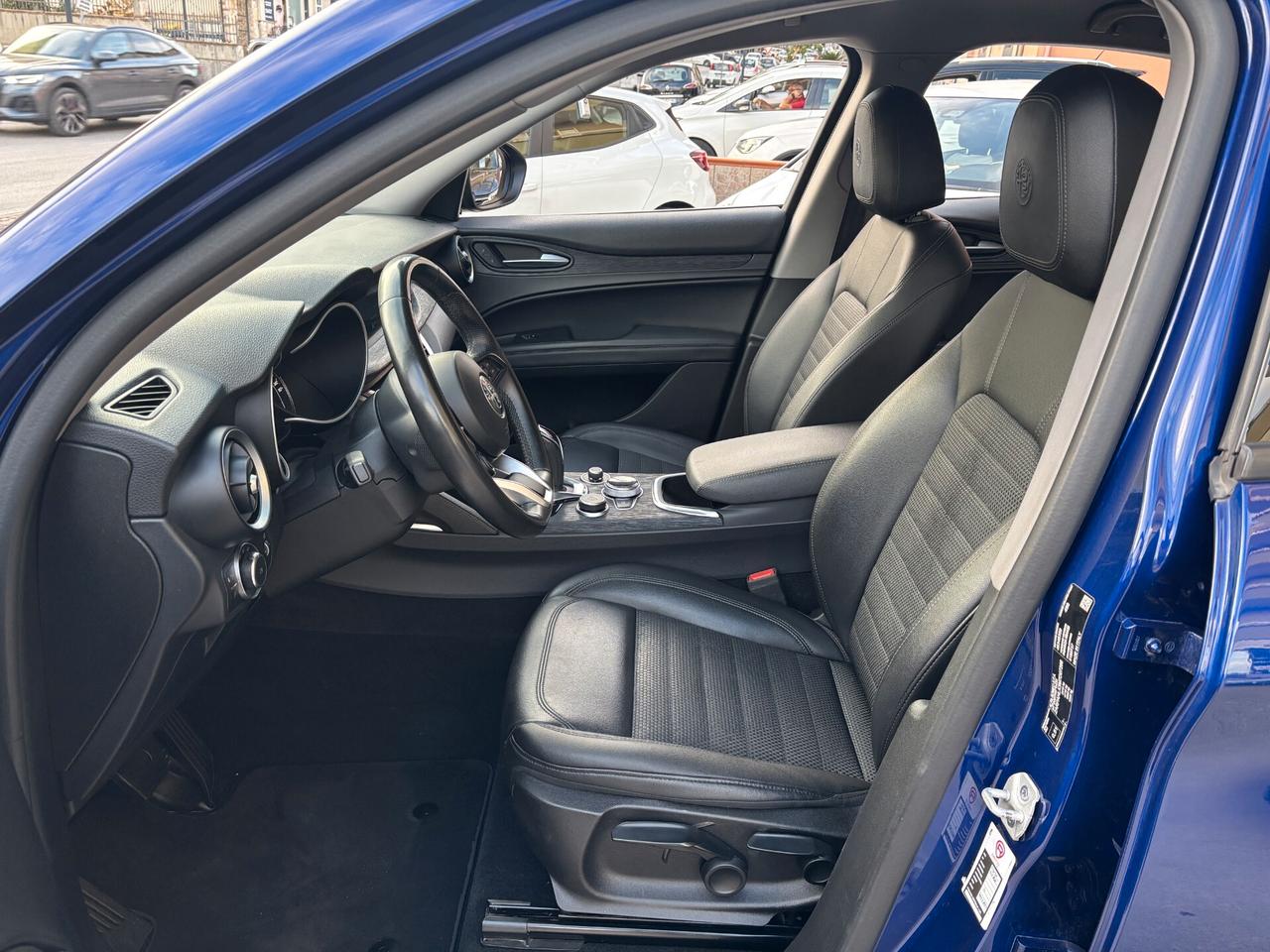 Alfa Romeo Stelvio 190CV AT8 Q4 Executive 02/2021